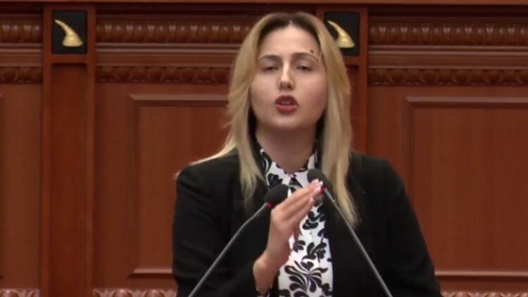 Kuvend/ Zhupa akuza PS: Keni futur në kalendar projektligje për qëllime elektorale