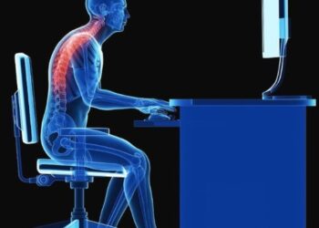 Çfarë ndodh në trupin tonë kur qëndrojmë shumë kohë ulur?