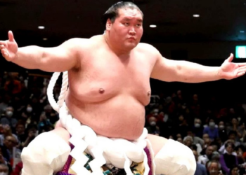 Mjeshtri i fundit i sumos tërhiqet, Japonia në dëshpërim: Nuk ka më një yokozuna