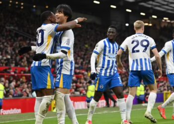 Premier League/ Manchester United pëson humbjen e 10-të sezonale, Everton mposht Tottenham