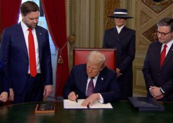 “Amerika është kthyer”, Trump bën postimin e parë në X si presidenti i 47-të i SHBA