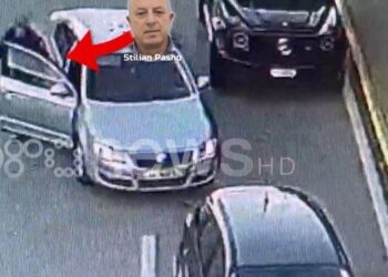 Kaloi “Passat”-in me 26 kg drogë në Kapshticë, merret i pandehur shefi i kufirit në Korçë