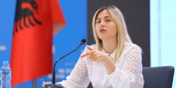 PD: Heqim mesataren nën 6,5 për gjimnazistët, çdo i ri të konkurrojë në shkollën e lartë