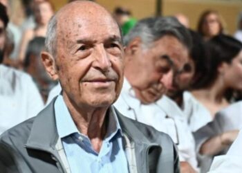 Shuhet ish-kryeministri grek, Kostas Simitis