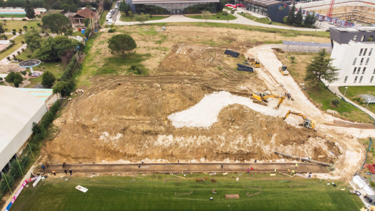 Kantier ndërtimi në prag të Euro 2025 U-17, një tjetër fushë po ndërtohet në Shtëpinë e Futbollit