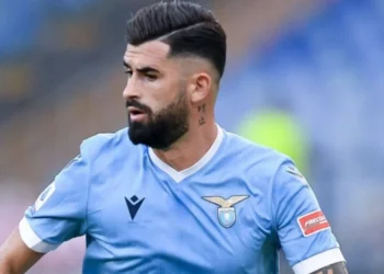 Lazio fiton bindshëm në “Bentegodi”, bardhekaltrit në zonën Champions! Hysaj rikthehet titullar (video)