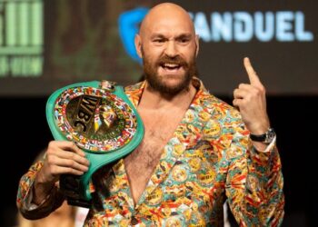 Tyson Fury njofton tërheqjen nga boksi