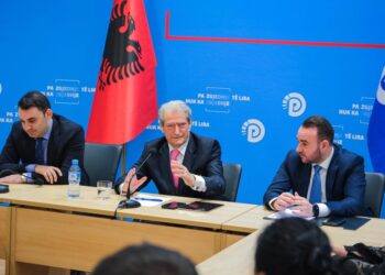 Berisha: Nuk ka një vend të dytë në botë që përfiton më shumë nga dekretet e Trump se sa Shqipëria