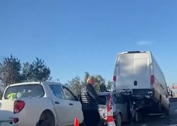 Aksident i 5-fishtë në autostradën Tiranë-Durrës, 2 të plagosur