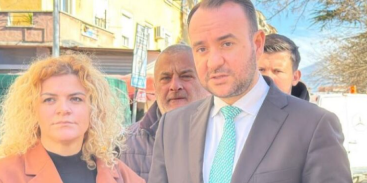 Balliu nga tregu i Kombinatit: Shteti vjen natën e ju vjedh biznesin qytetarëve, kjo padrejtësi do të ndiqet penalisht