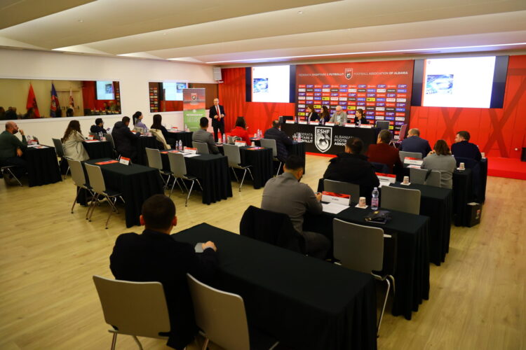Licencimi i klubeve, FSHF zhvillon takime dypalëshe me ekipet e kryeqytetit