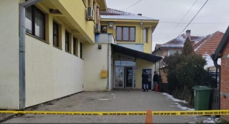 Kosovë/ Minsistri Sveçla: Janë mbyllur institucione paralele serbe në 10 komuna