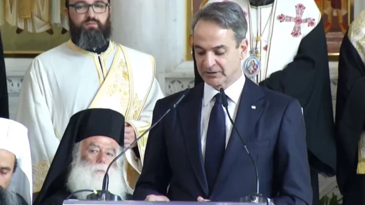 “E vajtojnë grekë dhe shqiptarë”, Mitsotakis: Kryepeshkopi shërbeu si urë miqësie mes dy popujve