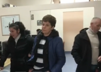 Punonjësit e ujësjellësit Vlorë ngrihen në protestë: Kërkojmë pagat e prapambetura