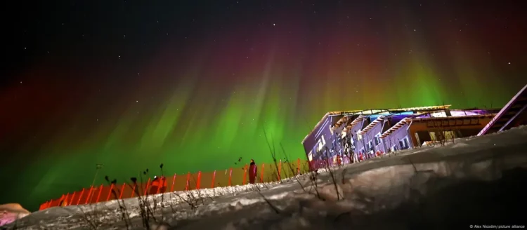 Spektakël qiellor, dritat polare dhurojnë magji në Alaskë