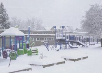 Moti i keq ‘mbërthen’ jugun e SHBA, shënohen të paktën katër viktima