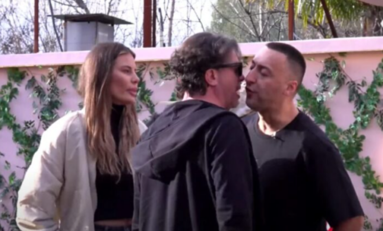 “O legen, si e ke hallin?”/ G Bani ‘përplaset’ ashper me Laertin, çfarë ndodhi mes dy banorëve