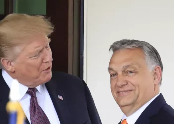 Orban i befason të gjithë, nuk do të marrë pjesë në inaugurimin e Trumpit