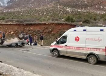 Aksident në Durrës, makina përplaset me një motor, niset drejt spitalit i moshuari