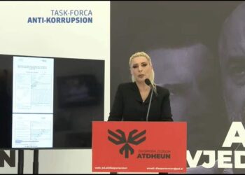 PD: KLSH kërkon largimin e Sekretarit të Përgjithshëm të Ministrisë së Arsimit, pse nuk e dorëzon Manastirliu-Erzen Tolën?