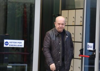 Lirohet nga detyra prefekti i Elbasanit, ja kush e zëvendëson