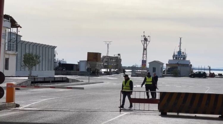 Mbërritën pak ditë më parë në Shëngjin, emigrantët kthehen sërish për në Itali