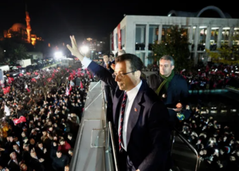 Rivali kryesor i Erdoganit, Prokuroria kërkon deri në 7 vite burg për Ekrem Imamoglu