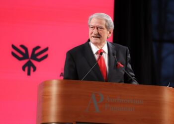 Arrestimi i Veliajt, Berisha: Ra Tirana, do ikë dhe Edi Rama