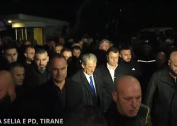 Protesta e PD, mungon Gazment Bardhi, zbulohet arsyeja