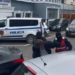 Video – Sekuestrohen 11 kg kanabis në Tiranë, 4 të arrestuar (Emrat)