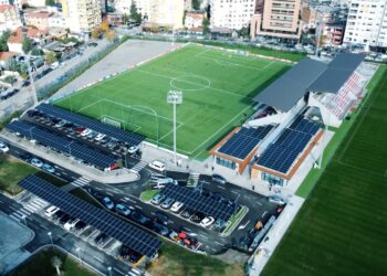 FSHF përfundon me sukses investimin në panelet fotovoltaike në “Shtëpinë e Futbollit”