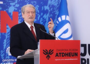 Dy deputetë u tërhoqën nga gara e primareve, Berisha: Ata kanë besimin tim për çdo iniciativë