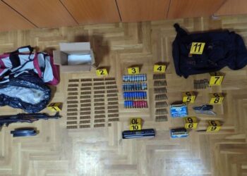 Policia e Kosovës gjen armë dhe municion në veri