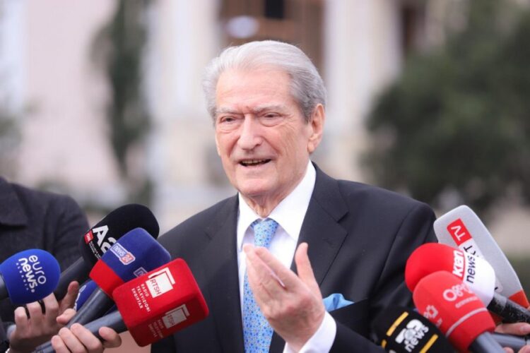 Berisha: Rama e anuloi vizitën në Durrës pas denoncimit tim, paralajmëroj Troplinin të mos përzihet dhe të mos kërcënojë Veliajn