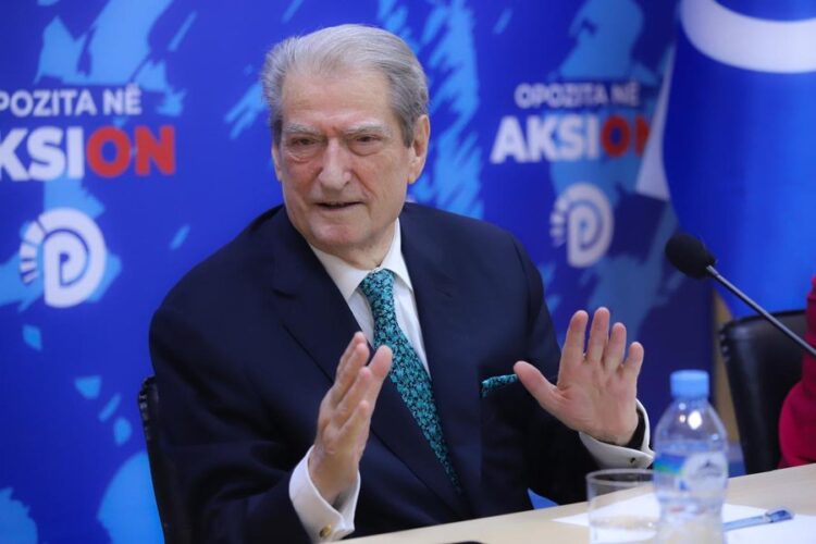 Vota e diasporës/ Berisha i prerë: Nuk lejojmë asnjë ndryshim nëse nuk pranohet amendamenti ynë