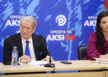 Seanca në GJKKO për Veliajn/ Berisha: Punonjësit e Bashkisë që protestuan para SPAK ishin të armatosur