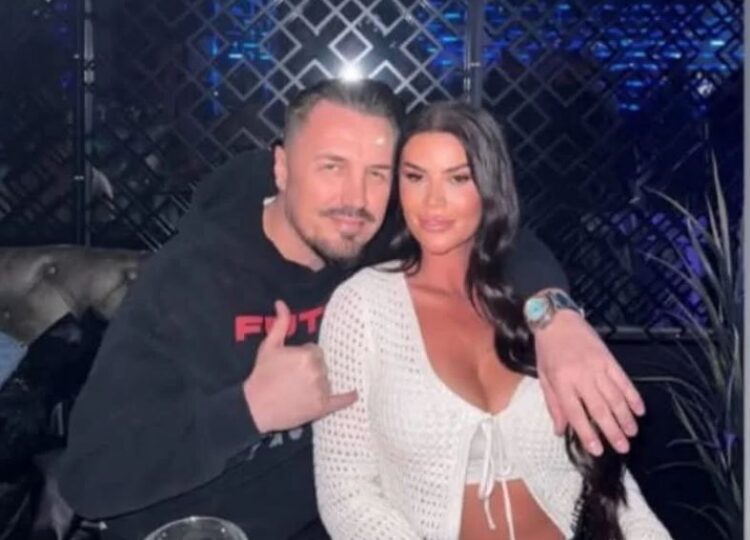 ‘Ne takohemi, bëjmë…’/ Në lidhje me Santianën? Flet Blero