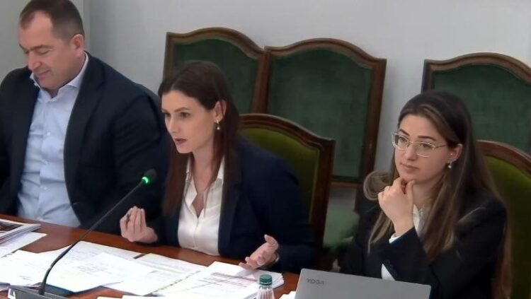 Ndryshime në ligjin ‘për rininë’, PD: Elektoral, tërhiqeni!