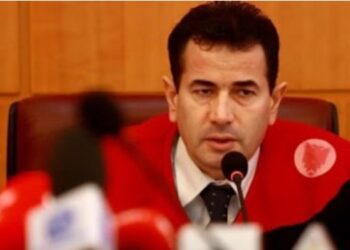 U dënua me formë të prerë, i hiqet licenca e avokatit ish-kreut të Kushtetueses
