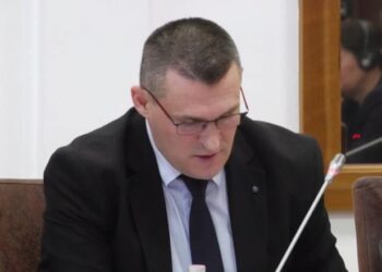 Rama po flet ashpër/ Dumani  i përgjigjet kështu: Epokës së pandëshkueshmërisë po i vjen fundi, s’ndikohemi nga faktorët e jashtëm