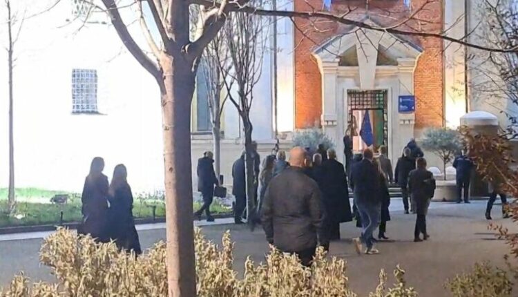 Rama sërish në Bashkinë e Tiranës