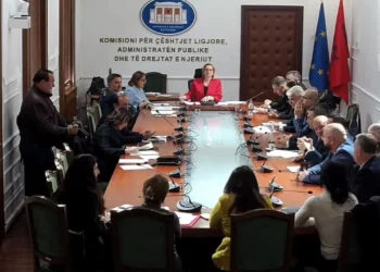 U vu nën hetim nga SPAK/ Reagon kryetarja e “Ligjeve”, Klodilda Bushka: Kam qenë dhe jam me dinjitet