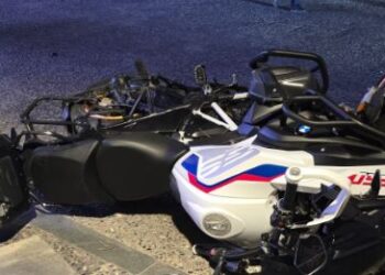 Aksident i rëndë në qendër të Tiranës, një person përplaset me motor në Sheshin Skënderbej