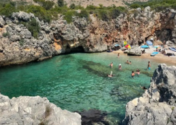 THE SUN: Shqipëria on top  në verë! Perlat në Veri dhe Jug që duhet të vizitoni