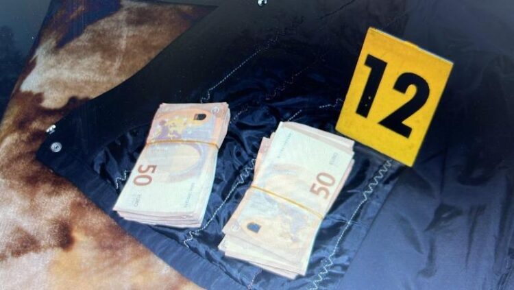 Mori ryshfet dhe zëvendësoi naftën me ujë në anijen e sekuestruar, arrestohet polici (Emri)