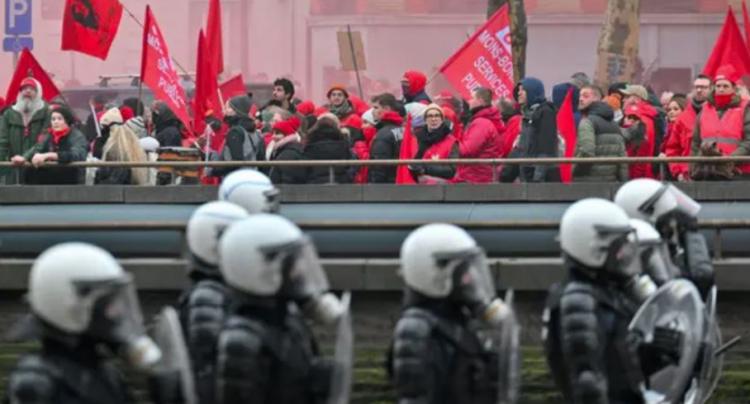 Mijëra qytetarë mësyjnë në rrugët e Belgjikës, kundërshtojnë reformat e pensioneve