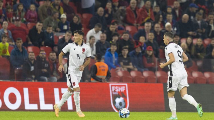 Legjionarët kuqezi/ Jasir Asani e Qazim Laçi gjejnë rrugën e rrjetës, edhe Berat Gjimshiti jep asist