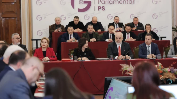 Nuk i zgjati shumë kamuflimi/ Rama shpërthen ndaj drejtësisë: 24 masa sigurie për një universitet, sikur të ishte mafia e Corleones!