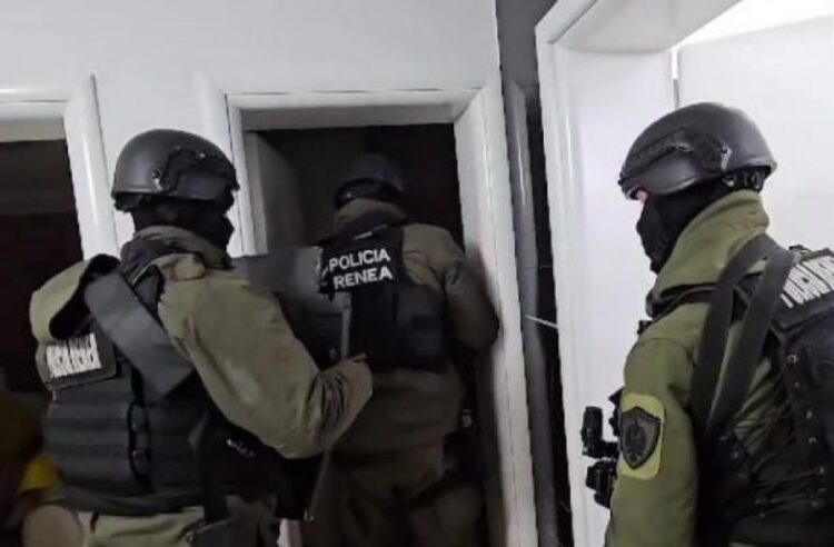 Vrasja e Lulzim Vishës/ RENEA bastis banesën e Ervis Lamit, dyshohet se është në…