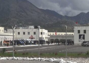 Lezhë/ Arratiset nga burgu i Shënkollit një i dënuar